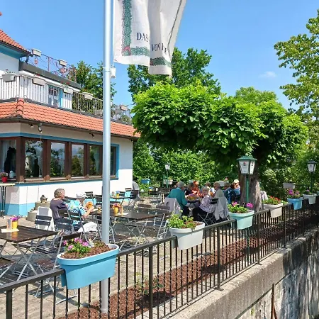 Wilhelmshoehe Hotel *